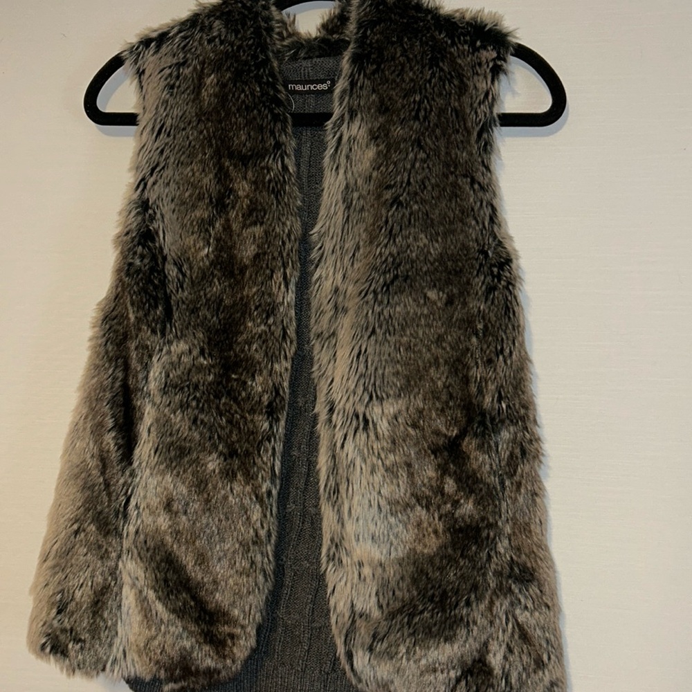 Maurice’s fur vest NWT